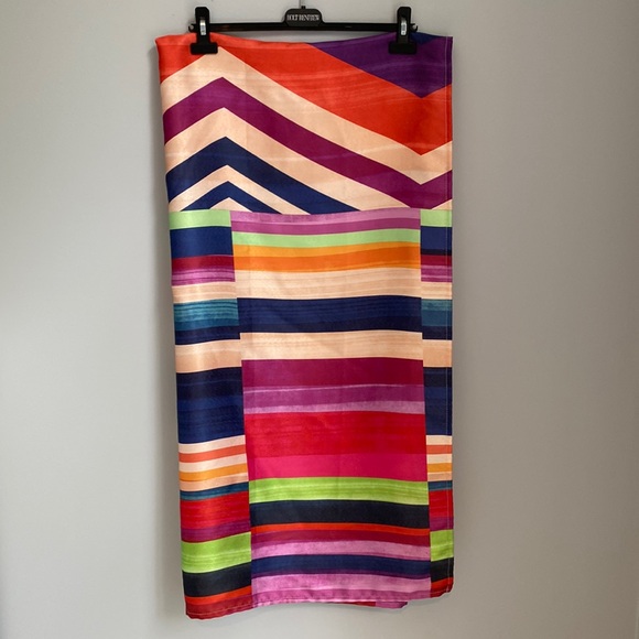 Montex Shower Curtain and Weighted Liner - Picture 2 of 7